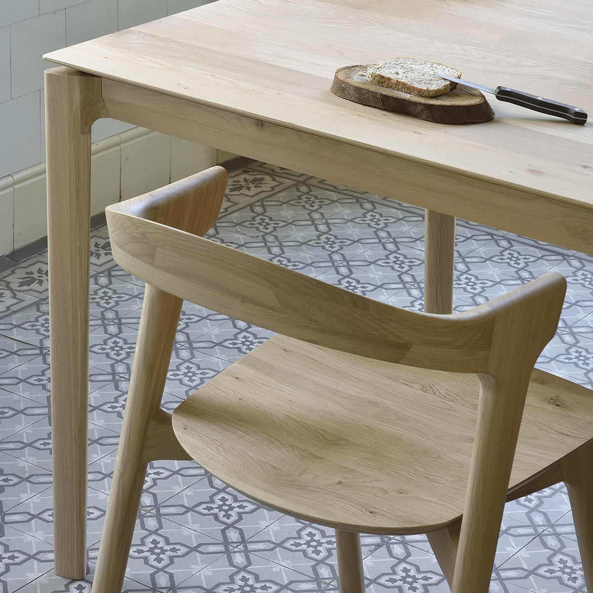 Chaise Bok en chêne