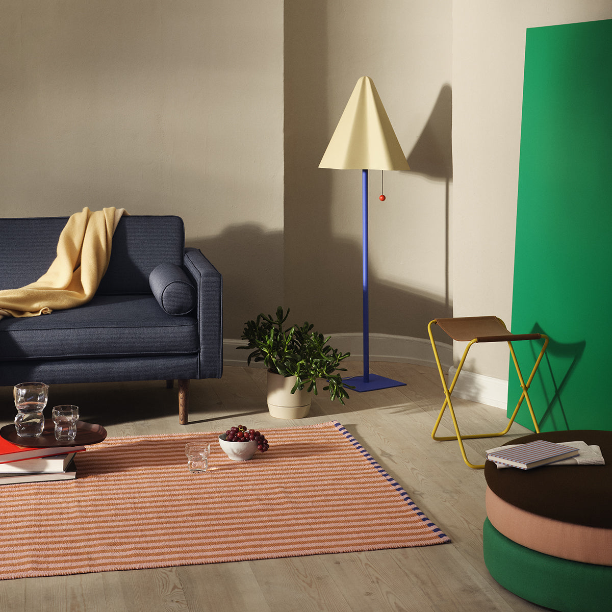 Tabouret Pliant Nola cuir et fer - 39 x 31 x 45 cm - Harvest Or